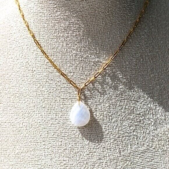 Rainbow Moonstone Pendant Necklace BEAUTIFUL Layering Necklace Gold WATERPROOF - Picture 3 of 9